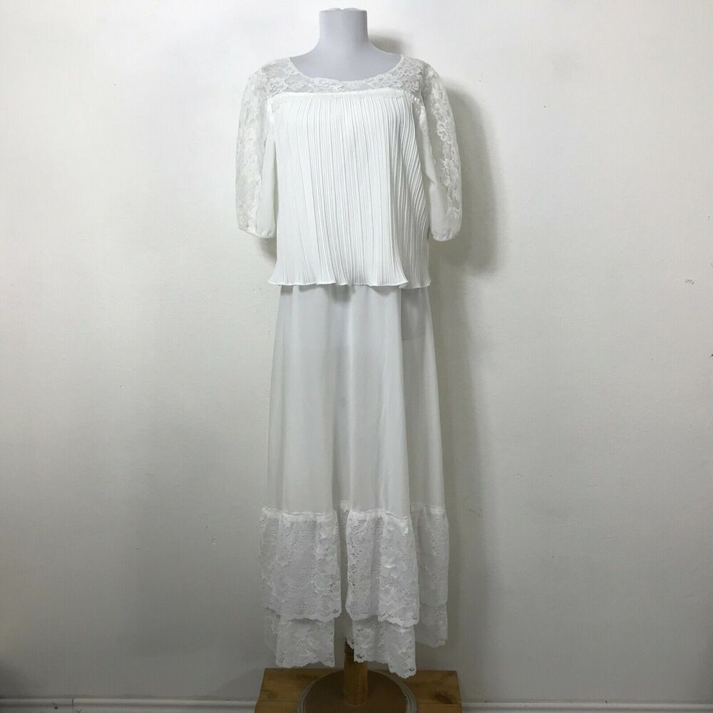 Vintage 1970s Dress Size L White 3/4 Sleeve Lace Accents Wedding Party Womens
